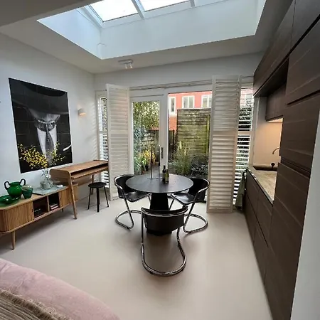 Urban Oasis Bed & Breakfast
