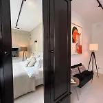 住宿加早餐酒店 Urban Oasis With Free Parking