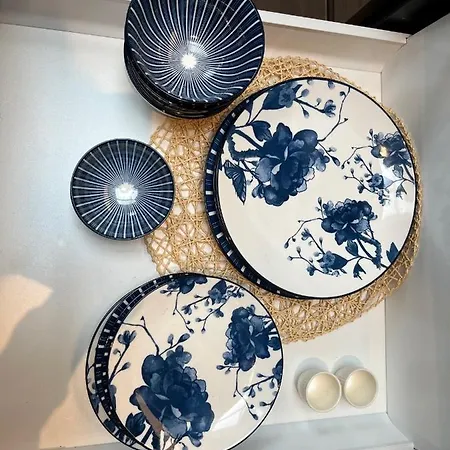 Urban Oasis With Free Parking