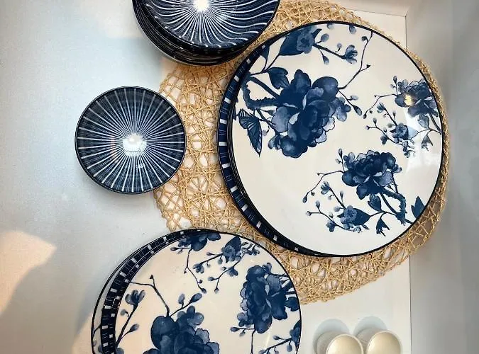 Urban Oasis With Free Parking