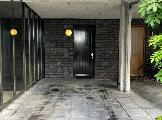 Urban Oasis With Free Parking 4* 阿姆斯特丹