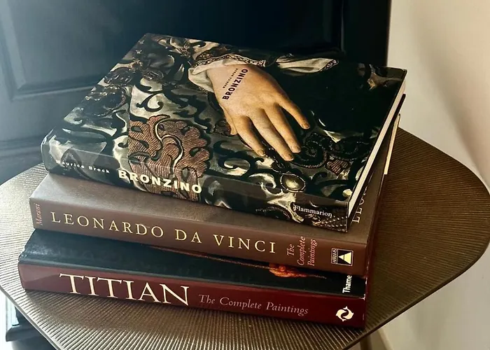 Urban Oasis With Free Parking B&B 4*