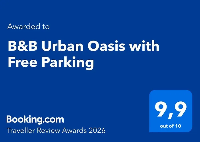 Urban Oasis With Free Parking 암스테르담